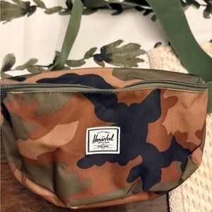 Herschel Supply Company Camouflage Belt Bag